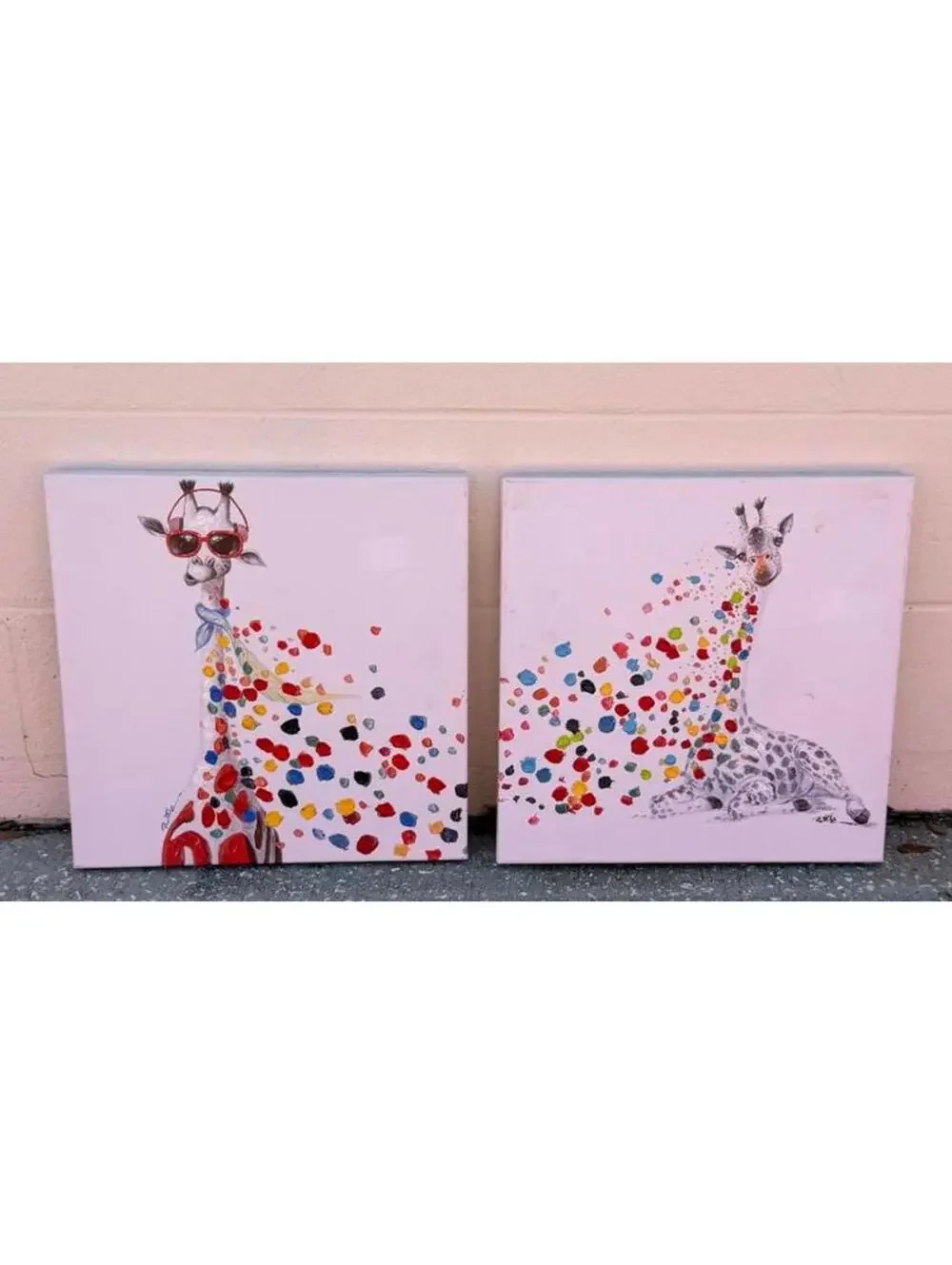 Set of 2 Giraffe With Red Glasses Painting  18x18